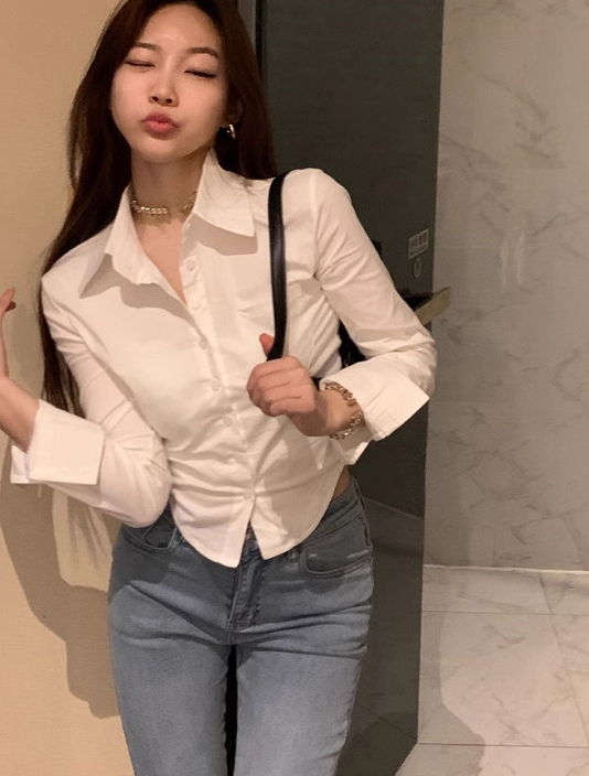 短款白色衬衫女长袖早春秋季女装独特内搭打底上衣设计感小众衬衣